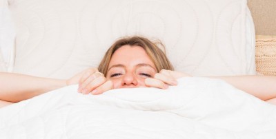 Tidur Mata Terbuka: Penyebab, Bahaya, Cara Mengatasi